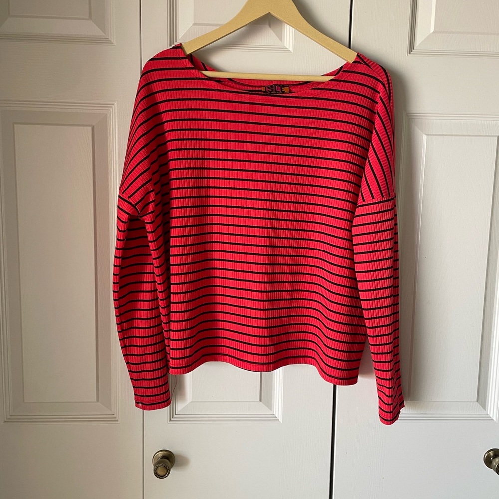 Isle by Melis Kozan ~ Horizontal stripe crop tunic. Chic. Made in Turkey. Size M